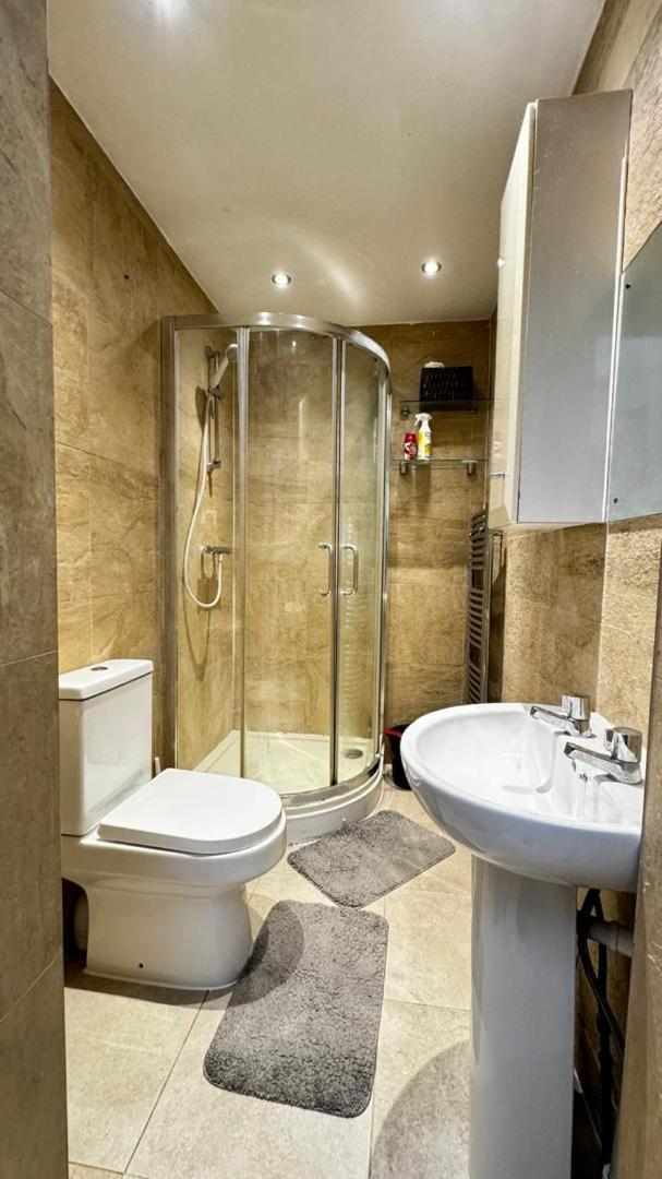 Eastbury Road Home Γουάτφορντ Εξωτερικό φωτογραφία